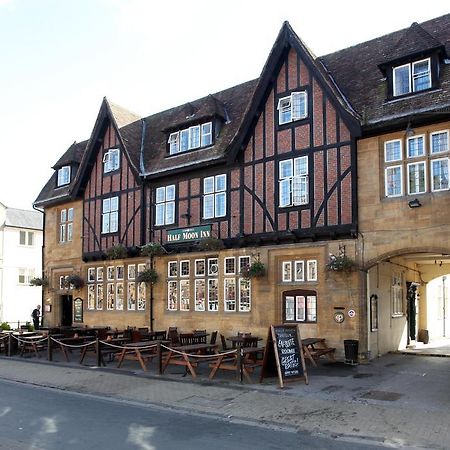 Half Moon, Sherborne By Marston'S Inns Dış mekan fotoğraf