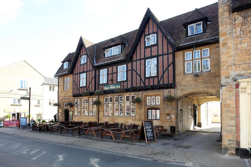 Half Moon, Sherborne By Marston'S Inns Dış mekan fotoğraf